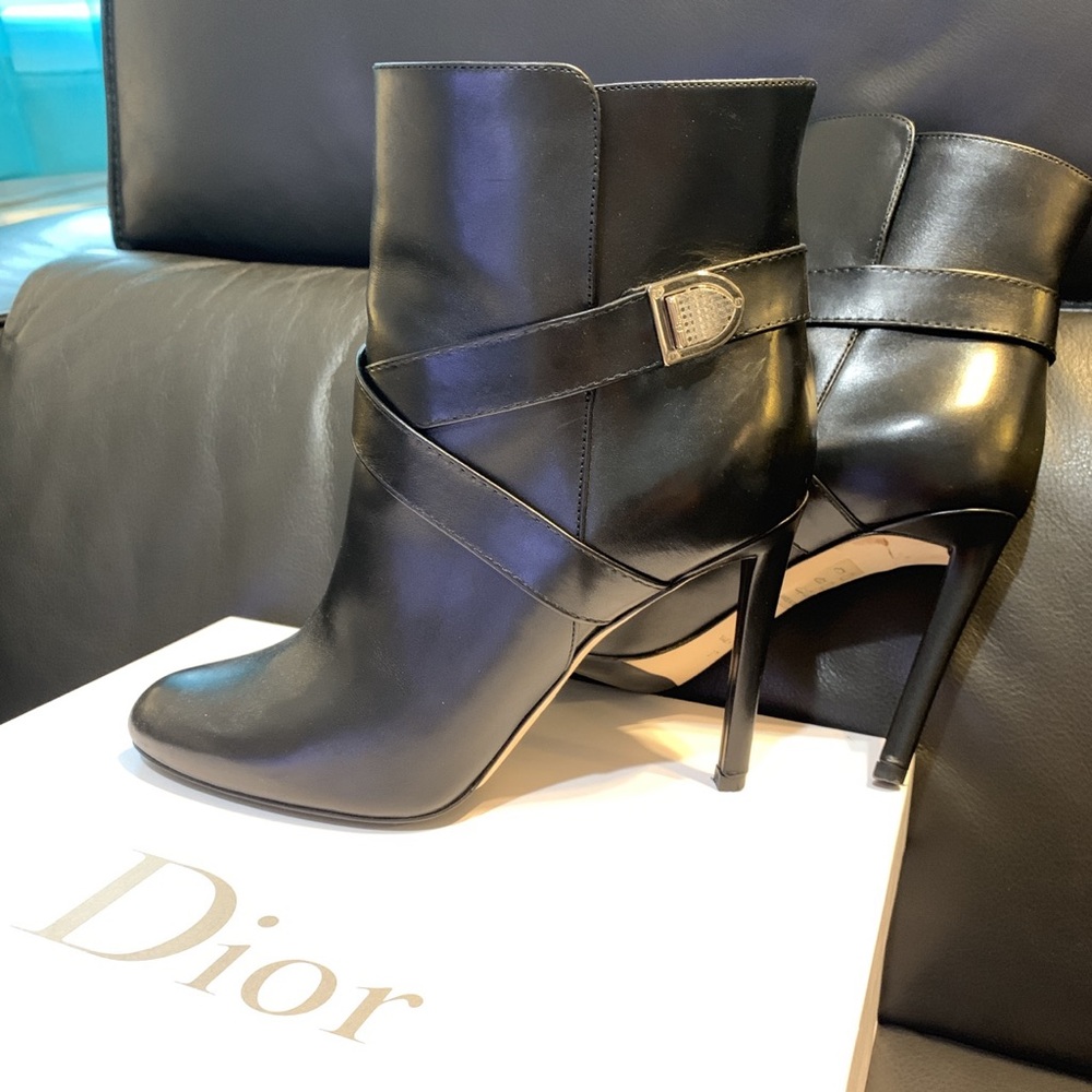 DIOR boot heels